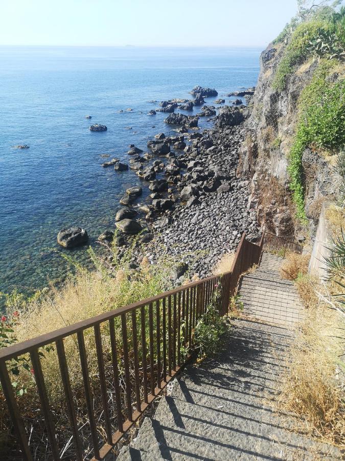 Locanda Popolare Aci Castello Buitenkant foto