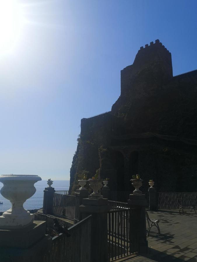 Locanda Popolare Aci Castello Buitenkant foto